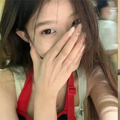 水中的女人